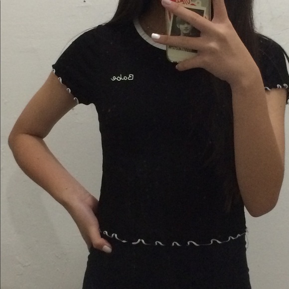 Black Ruffles Crop Top - Picture 2 of 3